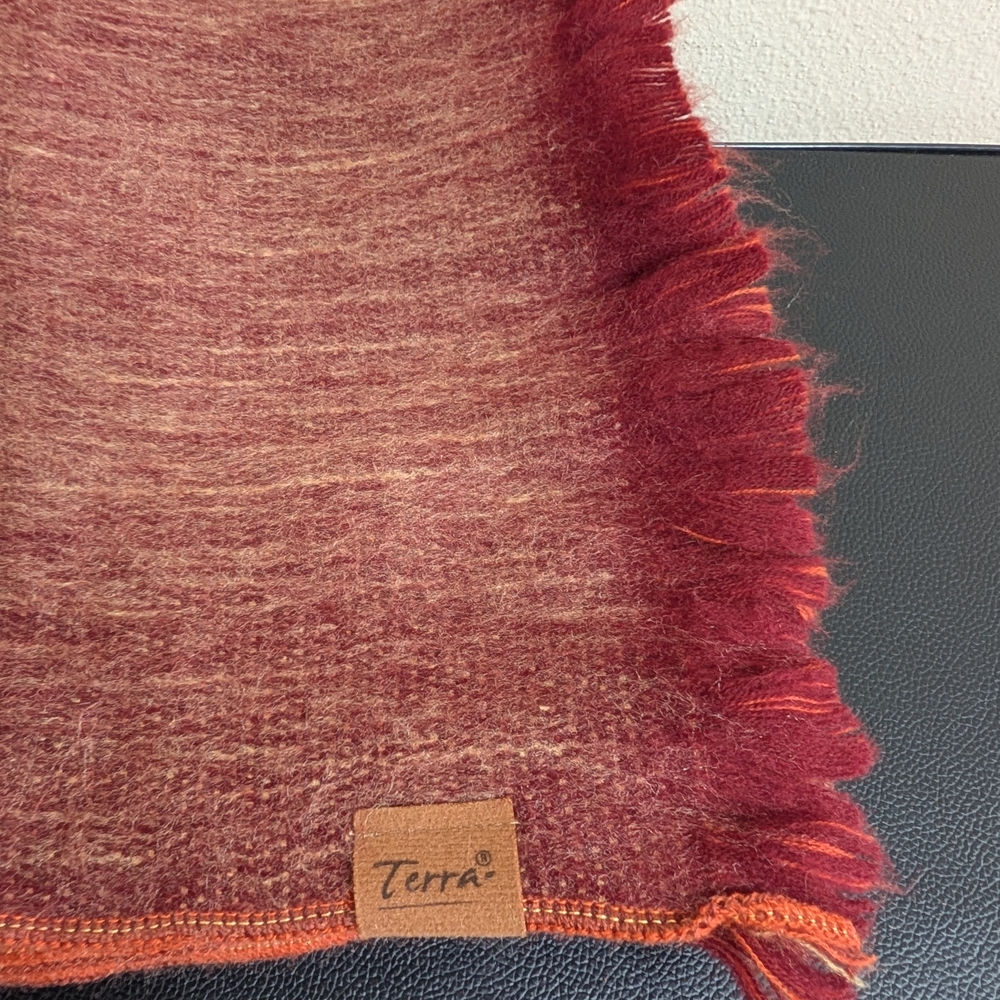 Terra Handmade Ecuador Alpaca Feel‎ Scarf Fringe  Ombre Burgundy Orange 76”
